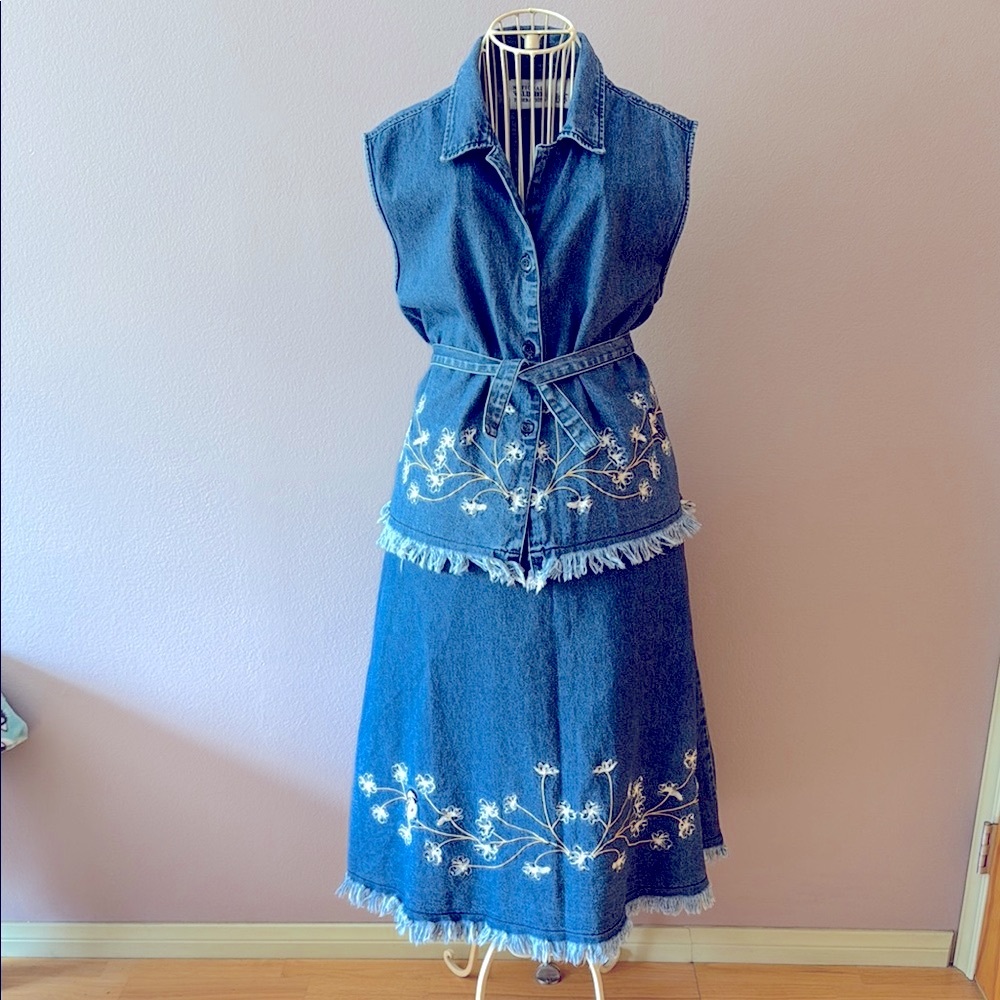 Vintage 2PC Jean Denim set Skirt&Top Bird embroidery